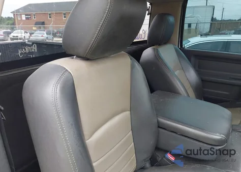 2010 Dodge Ram 1500 St z USA, uszkodzony, nr VIN 3D7JB1EK8AG165330